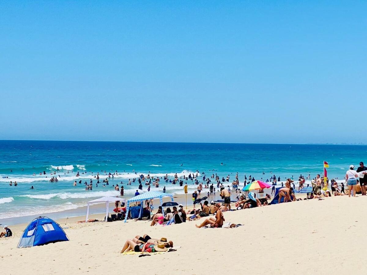 High Level 1br 1 Min To Apartment Gold Coast