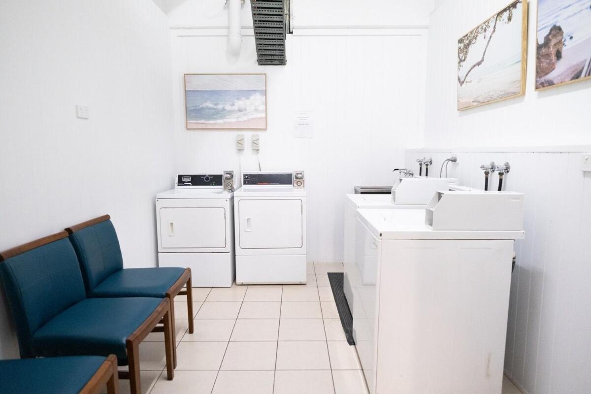 Apartment High Level 1br 1 Min To Gold Coast