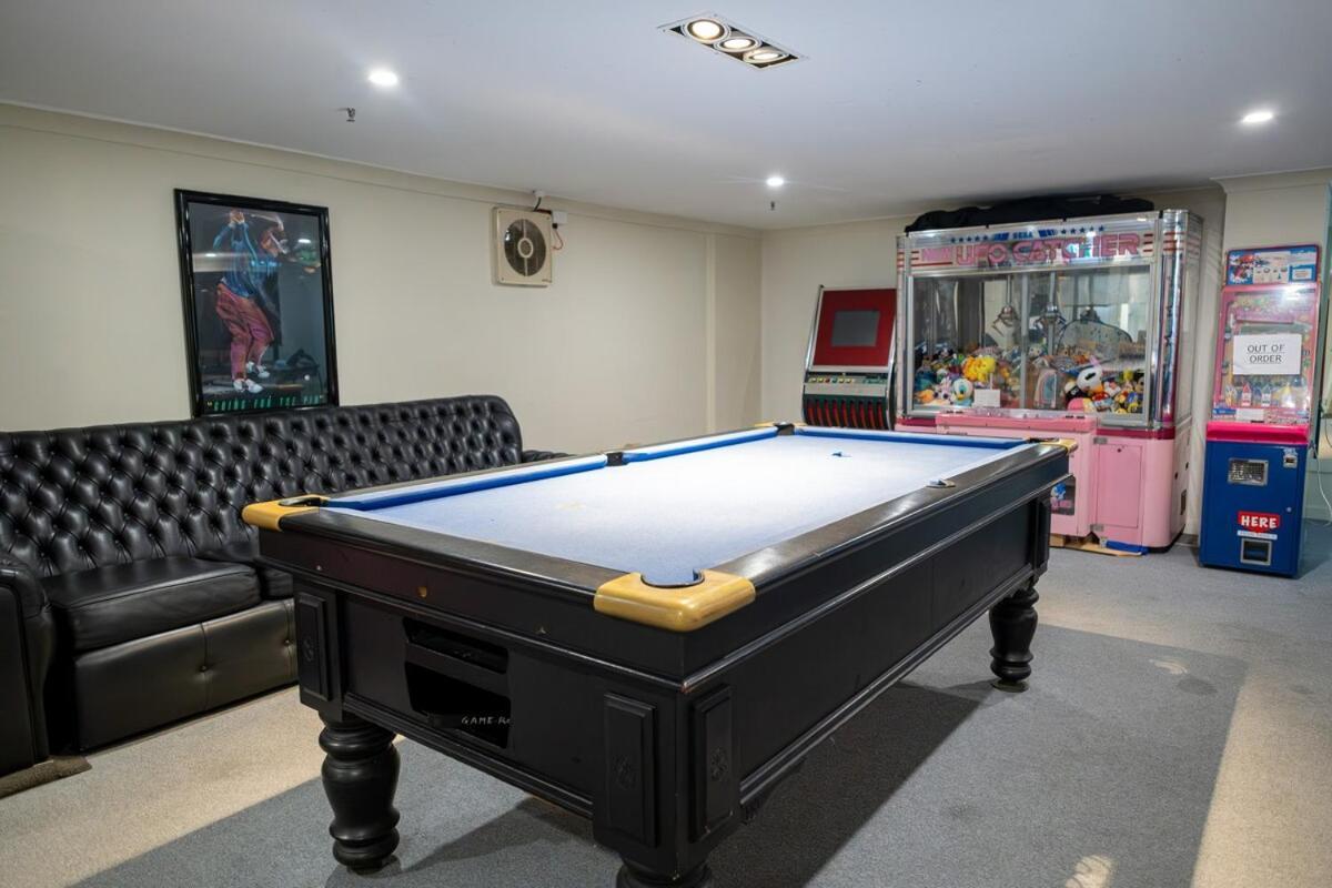 Apartment High Level 1br 1 Min To